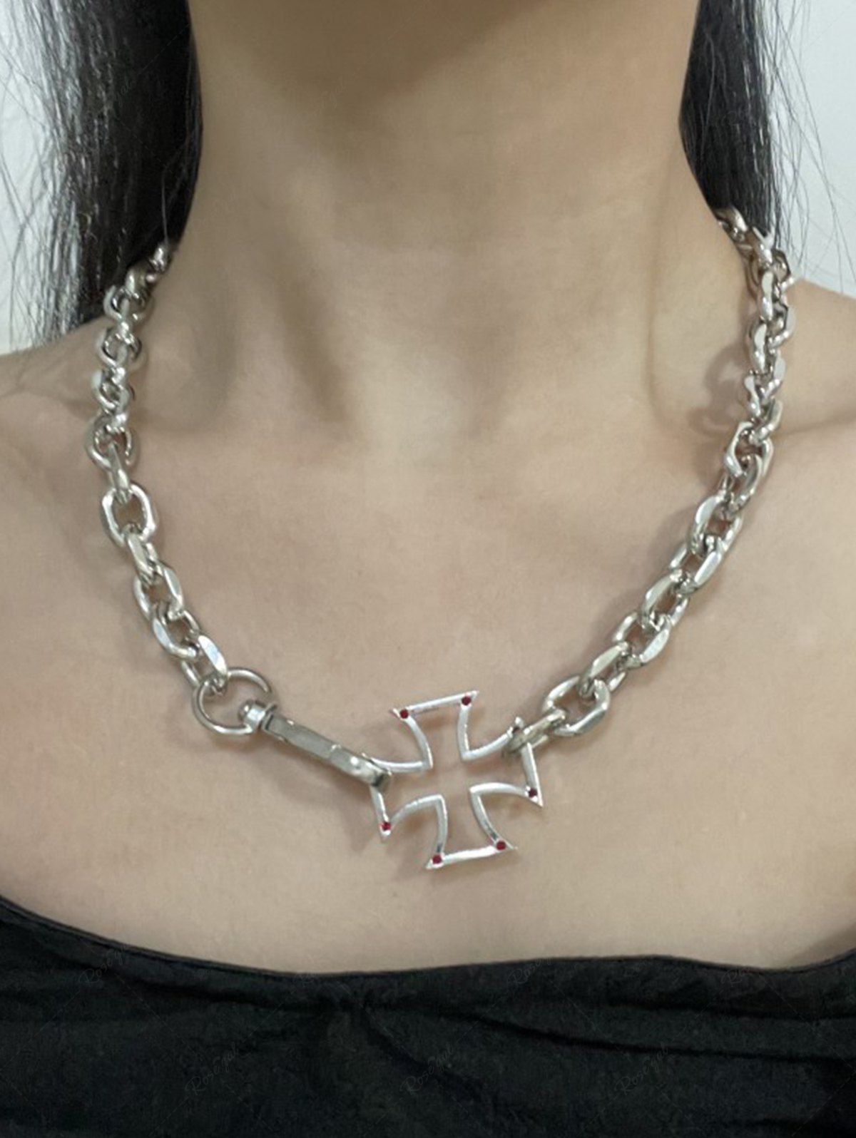 Dervivea Punk Necklace with Curb Chain Accent Cross Pendant Choker Silver Chunky  Chain Gothic Faith Cross Necklace Jewellery for Women Teen Girls :  Amazon.com.au: Clothing, Shoes & Accessories